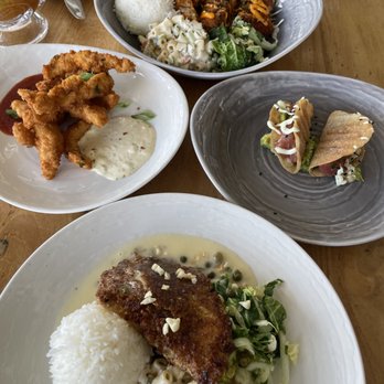 Duke's La Jolla - New American Near Me - La Jolla, California