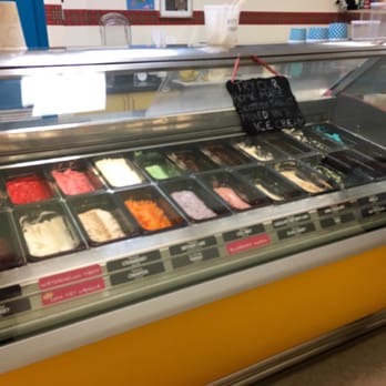 The Magic Cow - So many flavors! - Ice Cream & Frozen Yogurt Near Me - Davie, Florida