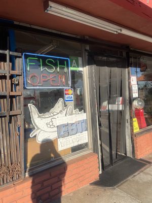 Charlie's Fish & Chip by null