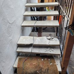 Expert'ease Handyman Service - Precast concrete step broke loose after years of rust