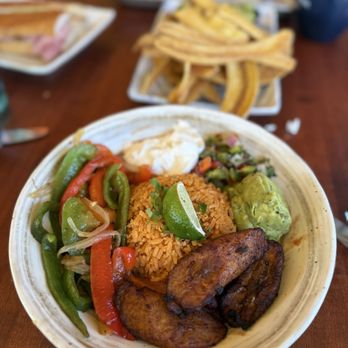 Cubanitas - Milwaukee - Veggie Bowl - Cuban Near Me - Milwaukee, Wisconsin Cubanitas - Milwaukee - Veggie Bowl - Cuban Near Me - Milwaukee, Wisconsin
