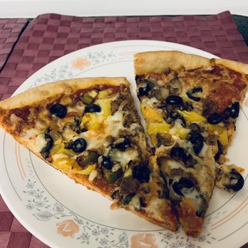 Graziano's Pizzaria - Supreme Pizza. - Pizza Near Me - Oceanside, California Graziano's Pizzaria - Supreme Pizza. - Pizza Near Me - Oceanside, California
