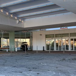 Potawatomi Casino Hotel - Potawatomi Casino Hotel entrance and valet drop off.