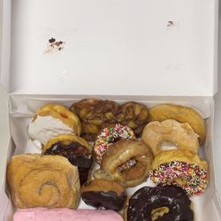 Old Fashioned Donut Shoppe - Dozen Donuts