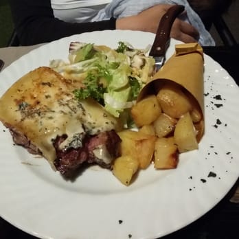 La Vache Folle - Entrecote con patatine e bleu - Italian Near Me - Aosta, AO