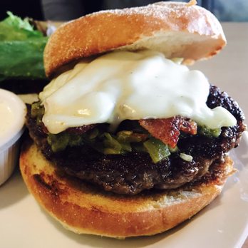 Santa Fe Bite - green chili cheeseburger/applewood smoked bacon house made cornmeal dusted bun medium hubby gave it a 10/10 perfect rating yeah! :)... - American Near Me - Santa Fe, New Mexico