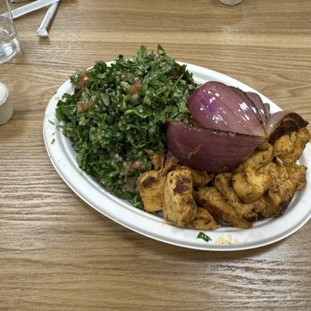 De Babel - Chicken tawook lunch special with tabbouleh - Mediterranean Near Me - Scottsdale, Arizona De Babel - Chicken tawook lunch special with tabbouleh - Mediterranean Near Me - Scottsdale, Arizona