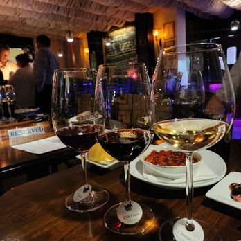 CANTO VI - Delicious wine and delicious food - Beer, Wine & Spirits Near Me - Chatsworth, California CANTO VI - Delicious wine and delicious food - Beer, Wine & Spirits Near Me - Chatsworth, California
