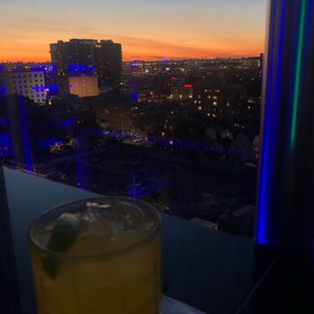 MOON BAR Rooftop - Lounges Near Me - Flushing, New York