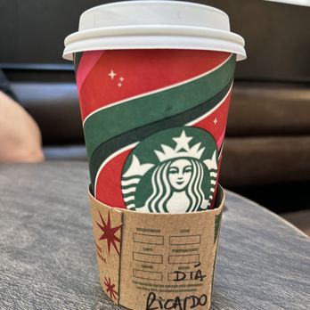 Starbucks - Coffee & Tea Near Me - Buenos Aires, C
