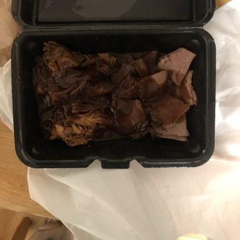 MacQue's Barbeque - Pulled pork and tri-tip - Barbeque Near Me - Elk Grove, California MacQue's Barbeque - Pulled pork and tri-tip - Barbeque Near Me - Elk Grove, California