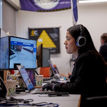 GoldenComm - Web Design Near Me - Newport Beach, California GoldenComm - Web Design Near Me - Newport Beach, California