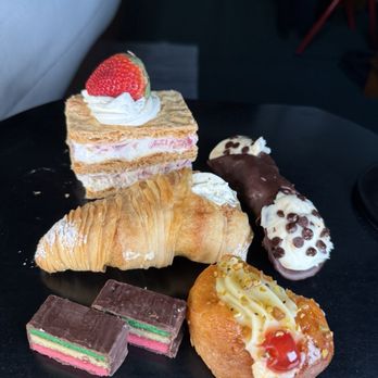 Veniero's - Bakeries Near Me - New York, New York Veniero's - Bakeries Near Me - New York, New York