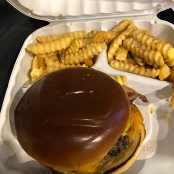 Meadows Restaurant - American Near Me - Kingsport, Tennessee