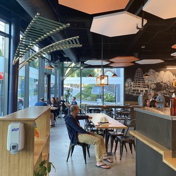 Vinason Pho Kitchen - Kirkland - Interior by entry - Vietnamese Near Me - Kirkland, Washington