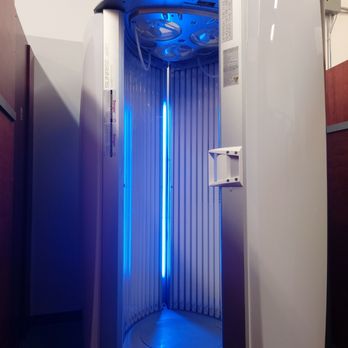 Tan Factory - Ergoline Sunrise 480
(9 minute booth) - Tanning Near Me - London, Ontario Tan Factory - Ergoline Sunrise 480
(9 minute booth) - Tanning Near Me - London, Ontario
