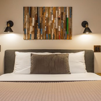 Villa Dubois - Vacation Rentals Near Me - Chicago, Illinois Villa Dubois - Vacation Rentals Near Me - Chicago, Illinois