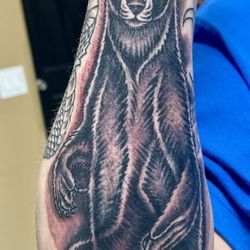 Artrageous Ink - Bear tattoo by Brady Buckman