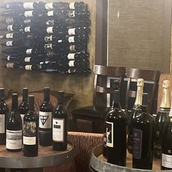 3 Vino - Wine