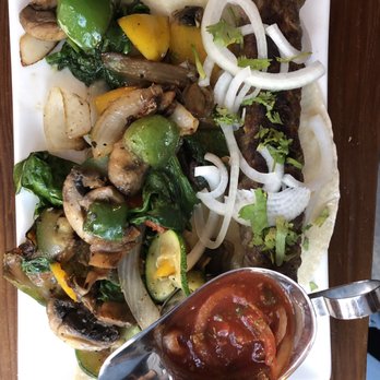 Cheeseboat - Beef kabab with veggies - Georgian Near Me - Brooklyn, New York Cheeseboat - Beef kabab with veggies - Georgian Near Me - Brooklyn, New York