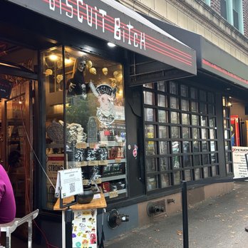 Biscuit Bitch - Outside - Breakfast & Brunch Near Me - Seattle, Washington