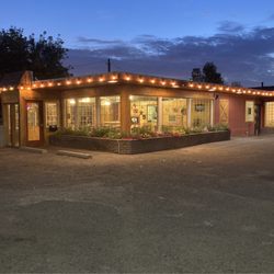 Mustang Cafe & BBQ