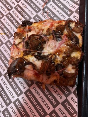 Pop Pizza by null