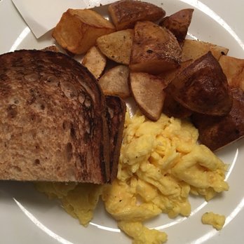 The Paramount - Breakfast special $9 - Breakfast & Brunch Near Me - Boston, Massachusetts The Paramount - Breakfast special $9 - Breakfast & Brunch Near Me - Boston, Massachusetts