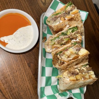 Hen House NYC - Crunchwrap supreme - Lebanese Near Me - New York, New York