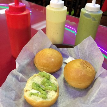 Parrilla's Cholito - Bread and aji verde sauce. Dinner 8/14/2017 - Peruvian Near Me - Downey, California Parrilla's Cholito - Bread and aji verde sauce. Dinner 8/14/2017 - Peruvian Near Me - Downey, California