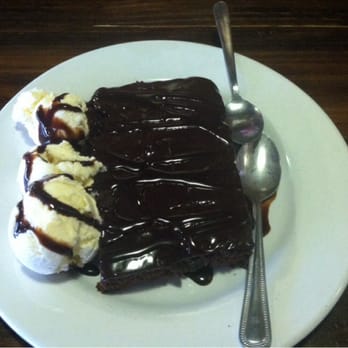 Wubba's BBQ Shack - A single brownie sundae. Serious chocolate overload - Barbeque Near Me - Klamath Falls, Oregon Wubba's BBQ Shack - A single brownie sundae. Serious chocolate overload - Barbeque Near Me - Klamath Falls, Oregon