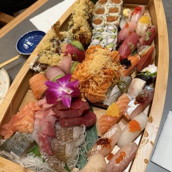 Kusshi - Sushi Bars Near Me - Reston, Virginia Kusshi - Sushi Bars Near Me - Reston, Virginia