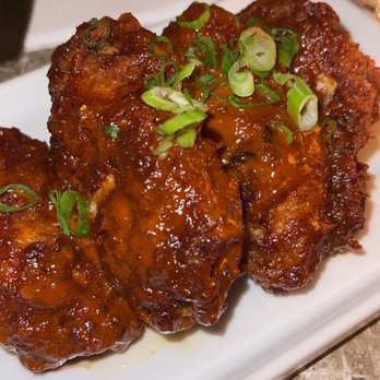 Bacari W 3rd - Chipotle Chicken Wings - Breakfast & Brunch Near Me - Los Angeles, California Bacari W 3rd - Chipotle Chicken Wings - Breakfast & Brunch Near Me - Los Angeles, California