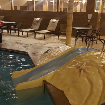 Ramkota Hotel - Casper - Small water slide - Hotels Near Me - Casper, Wyoming