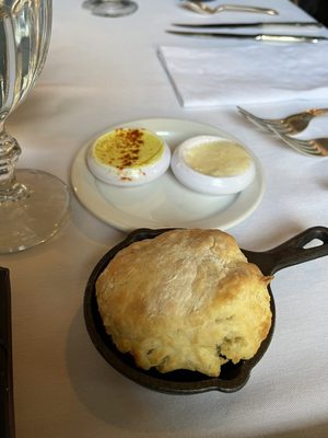 General Lewis Inn by null