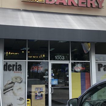 RicoPan Bakery And Cafe - Colombian Near Me - Kissimmee, Florida