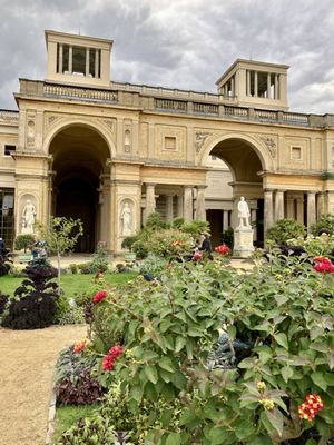 Orangerieschloss by null