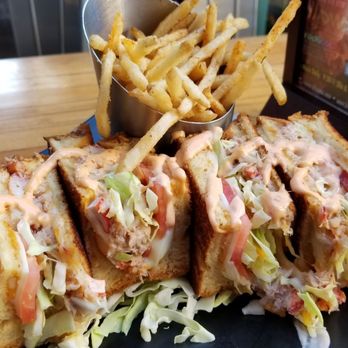 Down the Hatch Maui - Lobster and crab grilled cheese sandwich - Seafood Near Me - Lahaina, Hawaii
