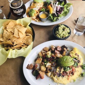 Mi Corazon - Chips and guacamole - Mexican Near Me - Los Angeles, California Mi Corazon - Chips and guacamole - Mexican Near Me - Los Angeles, California