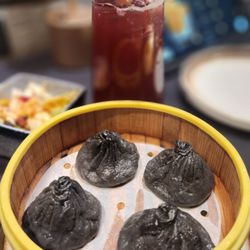 Jiang Nan - NYC - Steamed black Truffle soup dumplings