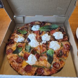 Leftover pizza to take home!