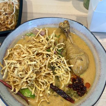 Tum Pok Pok - S11 Khao Soi medium hot - Thai Near Me - Atlanta, Georgia Tum Pok Pok - S11 Khao Soi medium hot - Thai Near Me - Atlanta, Georgia