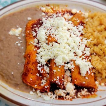 Maria's Restaurant - Thr enchiladas Mexicanas con queso fresco are delicious, but they have many delicious dishes. The enchiladas Americanas are very good too. - Mexican Near Me - McAllen, Texas Maria's Restaurant - Thr enchiladas Mexicanas con queso fresco are delicious, but they have many delicious dishes. The enchiladas Americanas are very good too. - Mexican Near Me - McAllen, Texas