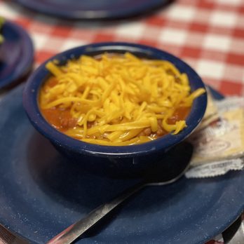 Famous Dave's Bar-B-Que - ows a bowl of chili and cheese - Barbeque Near Me - Bismarck, North Dakota Famous Dave's Bar-B-Que - ows a bowl of chili and cheese - Barbeque Near Me - Bismarck, North Dakota