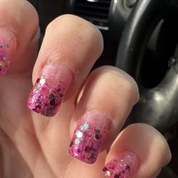 L A Nails