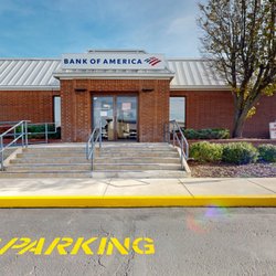 Bank of America Financial Center - Storefront