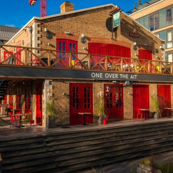 One Over The Ait - Pubs Near Me - Brentford, XGL One Over The Ait - Pubs Near Me - Brentford, XGL