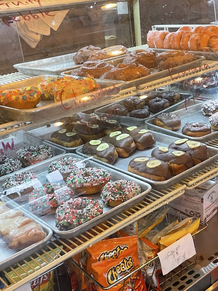 Social spots from Empire Coffee & Donuts