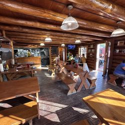 Gwin's Lodge Restaurant