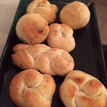Avec 55 - Not your typical Italian dinner bread.  Loved it. - Italian Near Me - Tivoli, RM